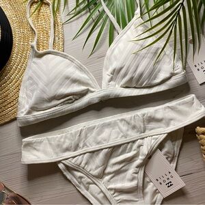 Billabong 🤍 Peeky Days White Textured Tri Bikini Top | Tropic Bottoms